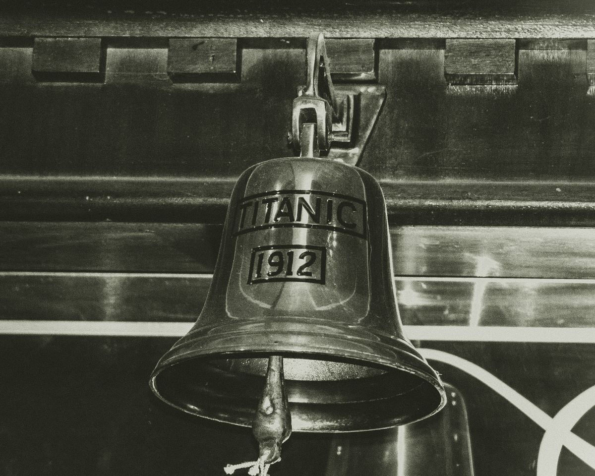 titanic-bell-4x5.jpg