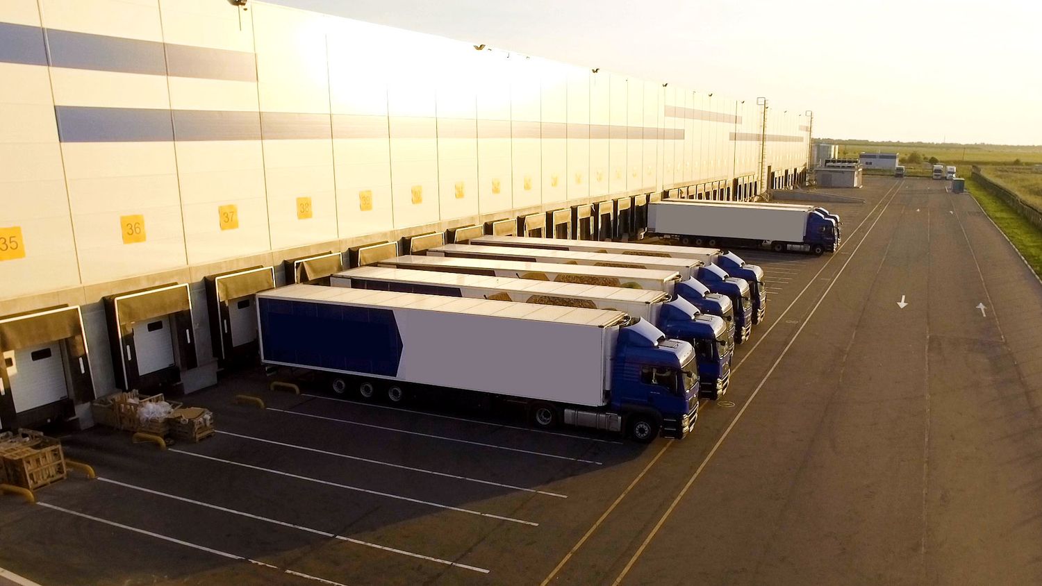 distribution tracking technology - banner